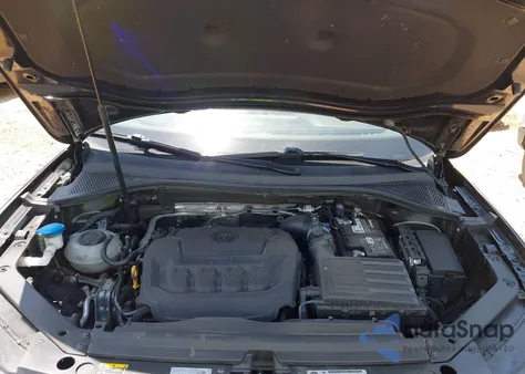 2018 Volkswagen Tiguan 2.0T Se/2.0T Sel z USA, uszkodzony, nr VIN 3VV3B7AX7JM106618